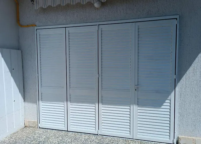 Renata アパート ノヴィ・ヴィノドロスキー